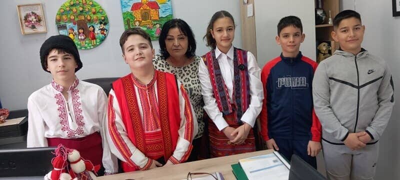Изработка на мартенички в ГЦОУД с ръководител г-жа Ганчева - p12