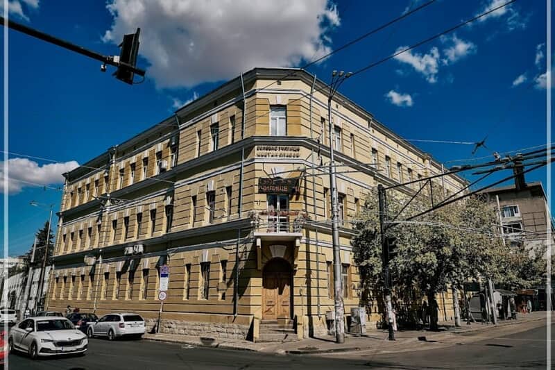 С надежда и усмивки – начало на новата учебна година в ОУ „Цветан Спасов“ - p13